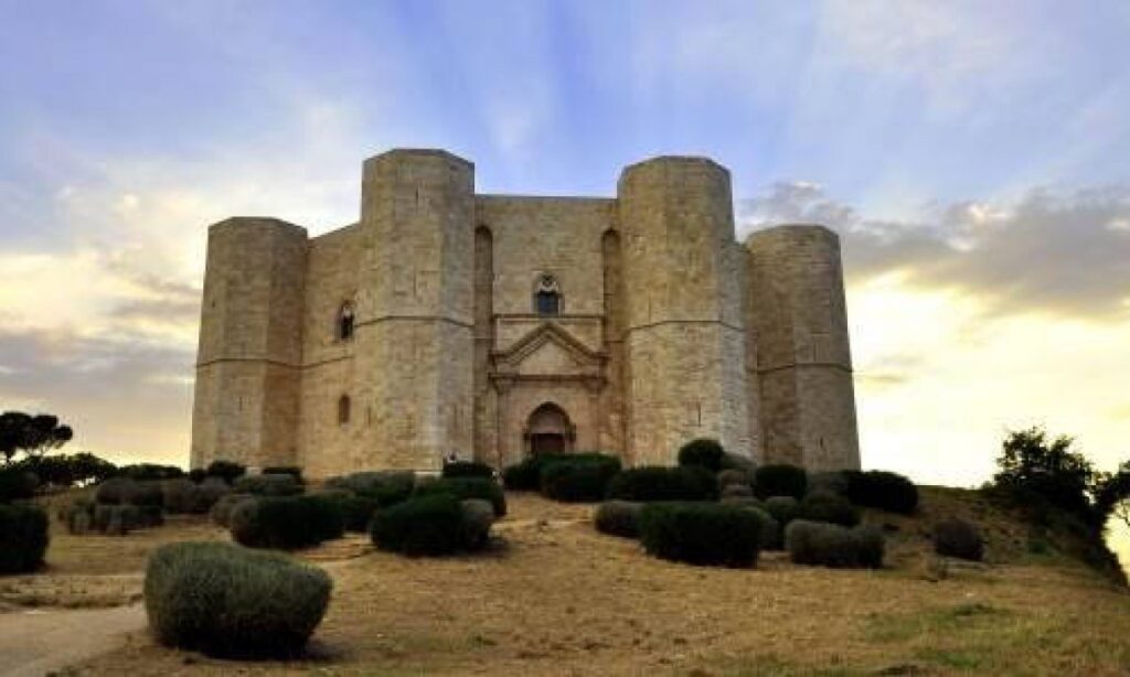 CASTEL DEL MONTE EXPERIENCE