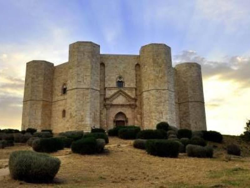 CASTEL DEL MONTE EXPERIENCE